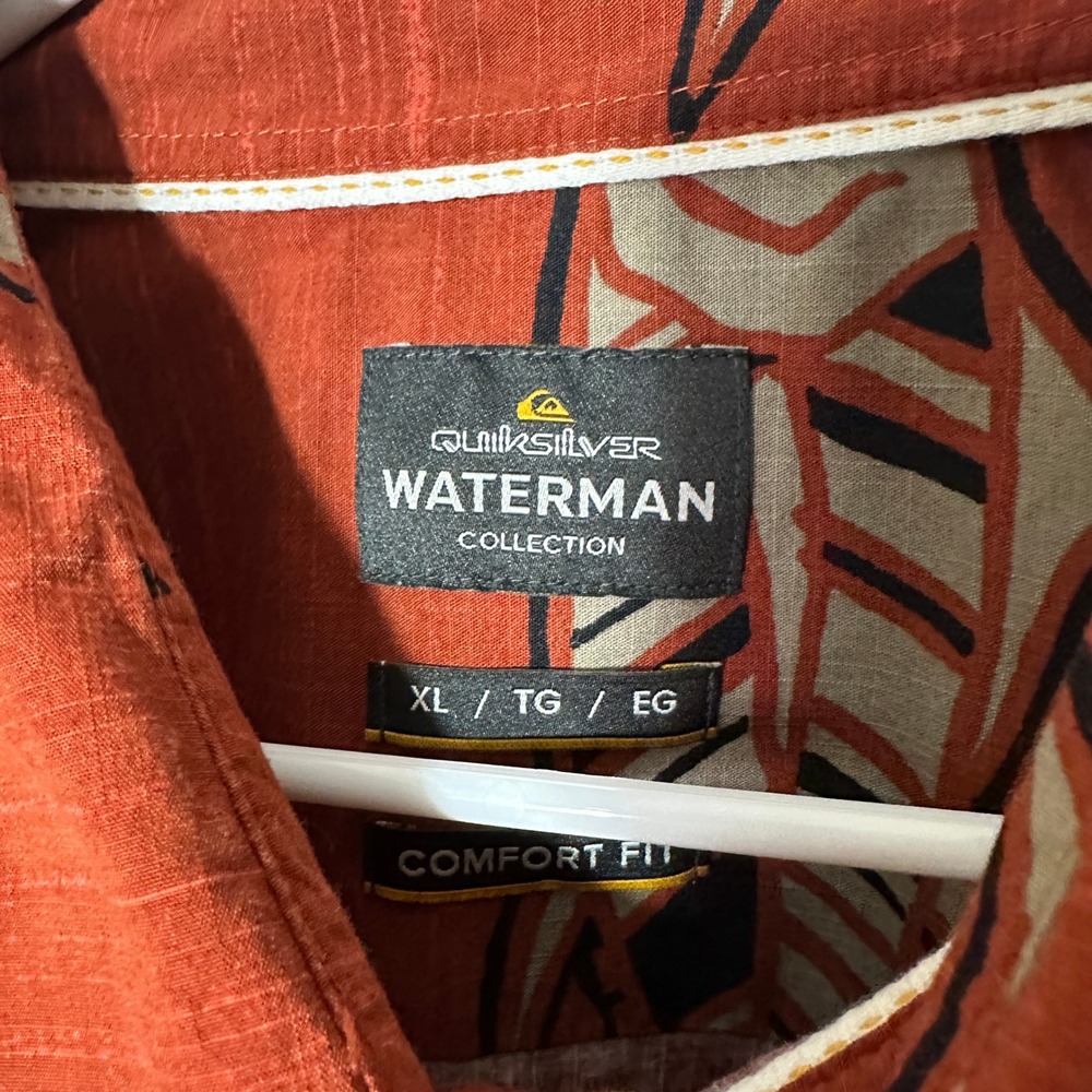 Quiksilver Waterman Men's XL Out of Office Short Sleeve Shirt Fish Print Comfort - Picture 3 of 5